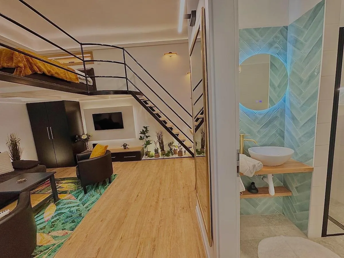 Apartment The Buda Garden Condo B Budapest Hungary